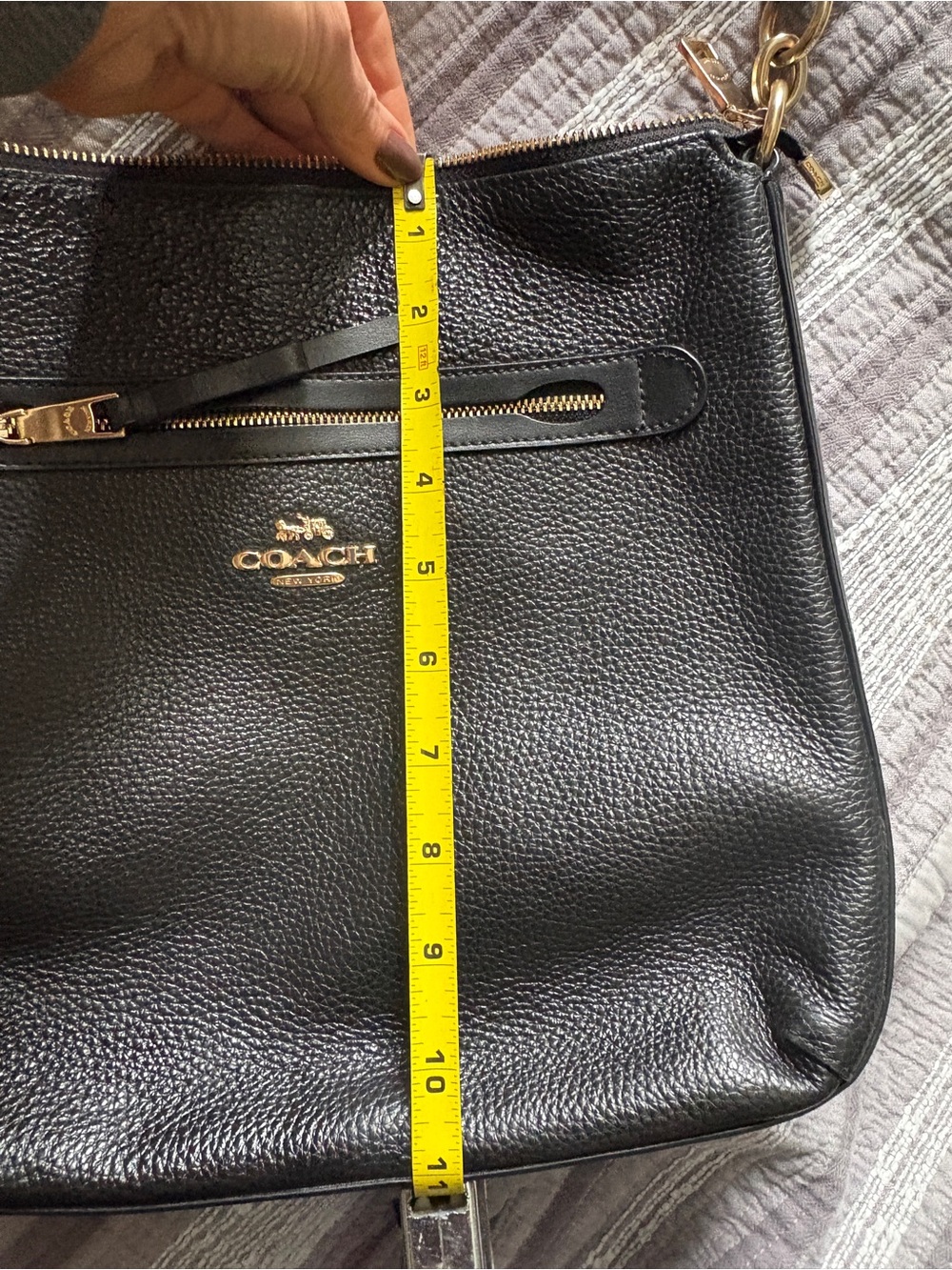 Coach Black Pebbled Leather Crossbody with Gold Hardware - Picture 8 of 10
